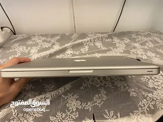  2 Mac book pro 2011