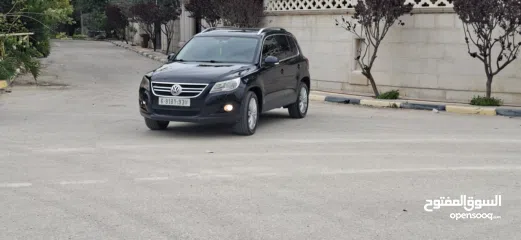  15 جيب تيجوان موديل 2010-اتومتيك-ماتور 2000تربوا -بنزين فل فل اضافات مع فتحة سقف بنوراما-فحص شركة ونخب