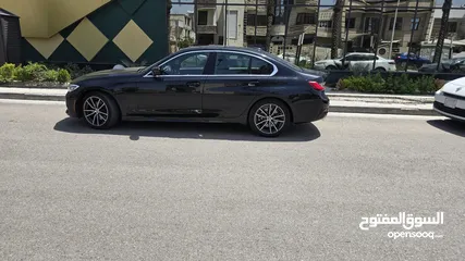  27 BMW 330i 2021