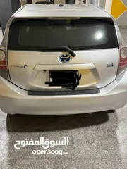  6 تويتا بريوس سي 2012 2012 للبيع جيده جدا Prius c