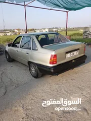  4 أوبل كادت 1987