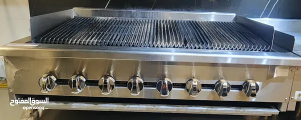  3 معدات مطعم برجر شبه جديد