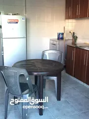  27 شقه استثمارية فارغه للبيع من المالك مباشرة