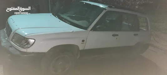  4 سيارة سوبارو 4×4