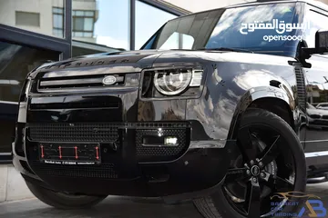  10 لاند روفر ديفندر بنزين بلاك ايديشن 2023 Land Rover Defender 110 P400 X-Dynamic SE Black Edition