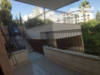  1 للايجار شقه مدخل خاص شبه ارضي البالوع قرب JAWWALL