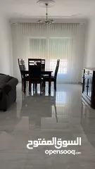  1 شقه مفروشه في السابع ومجدده