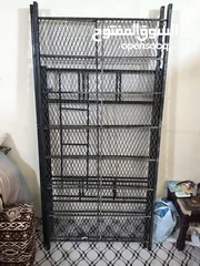  11 سرير مستعمل كلجدييد ودولاب  Used bed like new and wardrobe