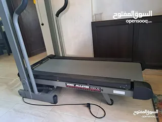  2 جهاز رياضي للركض