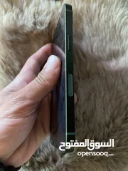  8 يوجد 3 ايفونات  ايفون13 عدد2  ايفون12