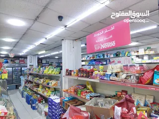  2 سوبر ماركت مع العدة فارغ للبيع