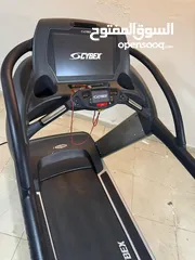  2 جهاز تريدميل Cybex770T شبه جديد استخدام شهرين فقط بسعر مغري
