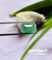  3 حجر زمرد زامبي طبيعي مع شهادة مختبر natural emerald stone