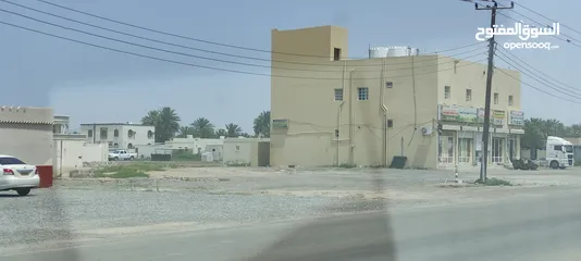  2 أرض سكني تجاري