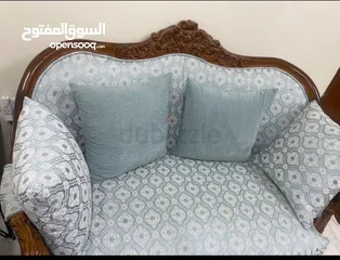  2 طقم جلوس من الخشب الفاخر