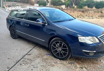  1 فولسفاجن باسات ستيشن 2009  5 ركاب واسعة في الداخل كذلك الديه كبيره
