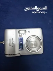  5 كاميرا نيكون ديجيتال بحاله جيده للبيع