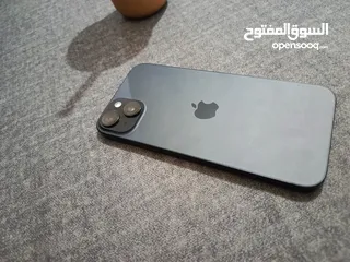  2 ايفون 15 بلس بسعر ممتاز بطاريه 100٪  وكاله مش مغير في اشي
