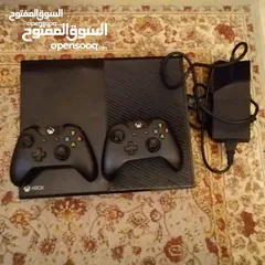  2 اكسبوكس ون مع يدتين اقرا الاعلان سعر مغري