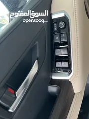  12 TOYOTA LANDCRUISER GXR 3500TT ( معرض الحضر  )