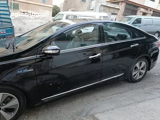  11 هونداي سوناتا 2012 لون اسود