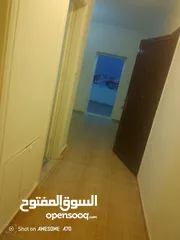  3 روف للايجار ضاحيه الرشيد الاجره شهريه 180