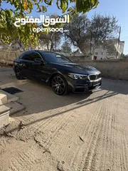  1 BMW 530e  E drive  Individual