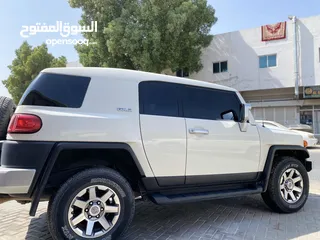  5 TOYOTA FJ CRUISER 2017