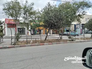  6 محلات تجارية للبيع