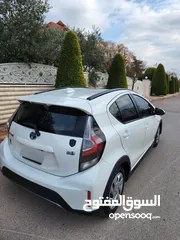  23 تويوتا بريوس سي 2018  للبيع    TOYOTA   PRIUS C 2018 for Sale   موديل 2018   ترخيص جديد لغاية 2/2026