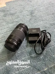  4 Canon EOS 700D