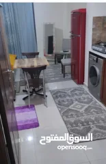  7 استوديو للبيع