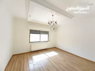  11 شقة غير مفروشة للإيجار 202م2 ( Property 19304 ) سنوي فقط