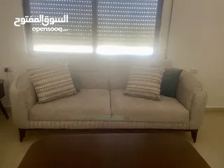  9 أثاث مستعمل كامل للبيع استخدام اقل من سنة البيع بداعي السفر