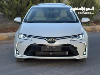  1 Toyota Corolla 2022 كورولا هايبرد  محرك 1800 cc هايبرد   * تصلح للاعفاءات