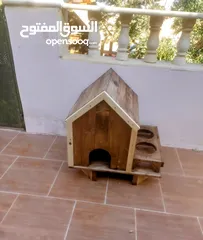  24 أكواخ خشبية وبيوت للحيوانات