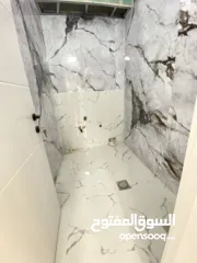  11 روف للبيع مقابل الأكاديميه مباشره