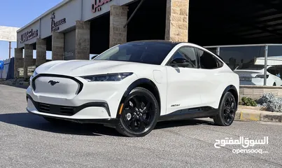  4 ‏FORD MUSTANG MACH-E Premium AWD 2023
