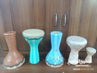  5 مجموعة متنوعة من الالات الموسيقية من الجلد الطبيعي وشغل يدوي 100%