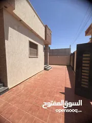  4 منزل للبيع في الخلة قرب إلاربع شوارع السويحلي