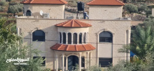  3 بيت طابقين  للبيع