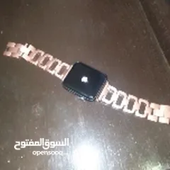  3 ساعه ابل سيريس 3 عليها ايكلاود