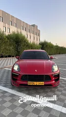  11 بورش مكان GTS خليجي نظيفة جداً وجاهزة لااستخدام .