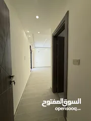  21 شقة شبه ارضي مع ترسات سوبر ديلوكس باجمل مناطق الجبيهة