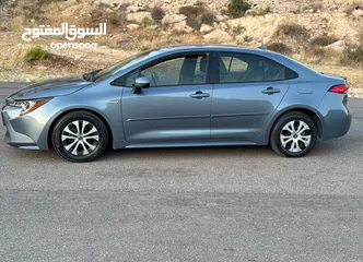  11 تويوتا كرولا هايبرد 2020 بحاله ممتازه ب 12800