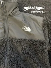  4 جاكيت the north face اسود فرو جديد