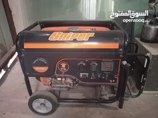  4 ثلاث مولدات بحالة جديدة استعمال قليل جدا