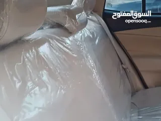  14 تويوتا يارس 2019   ماتور 1500cc بسعر 11500 دينار  الشكل الجديد فحص كامل 7 جيد بدون ملاحظات او قصعات