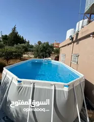  2 مسبح انتكس الامريكي العملاق بسعر خيالي