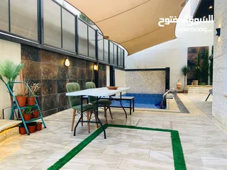  5 فيلا 3طوابق للإيجار - داخل كمباوند (جرين لاند) وبسعر مغري!!